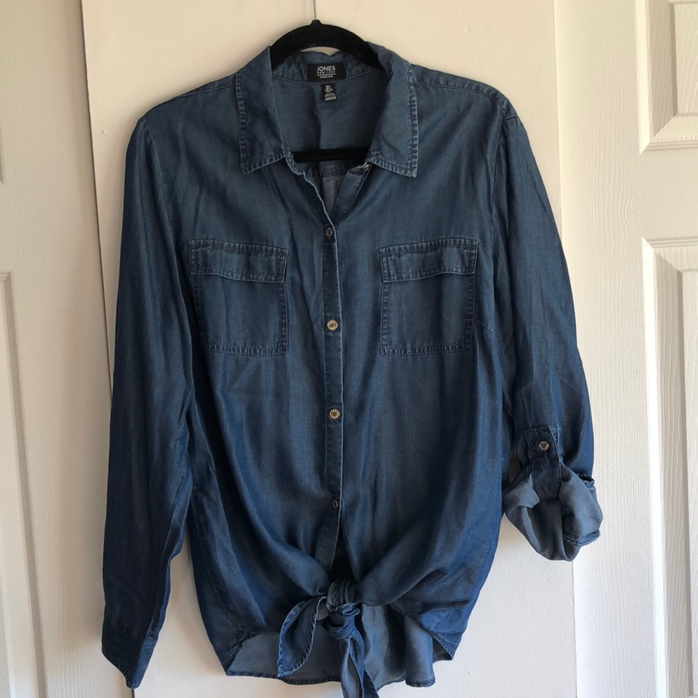 Jones New York LG Soft Denim Button Up Shirt
